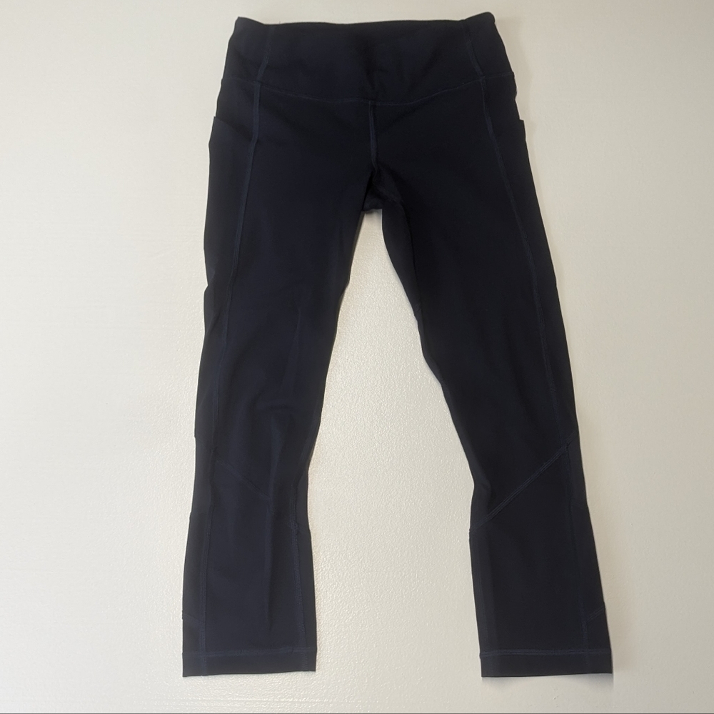Lululemon Pace Rival Crop *Full-On Luxtreme 22" True Navy Size 4